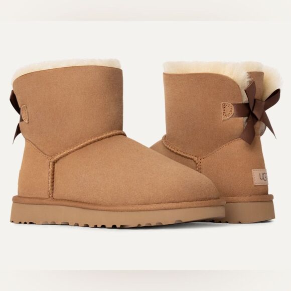 UGG Mini Bailey Bow II Boot Sheepskin Lined Boots. Chestnut. Size 7. NEW. - Picture 1 of 14